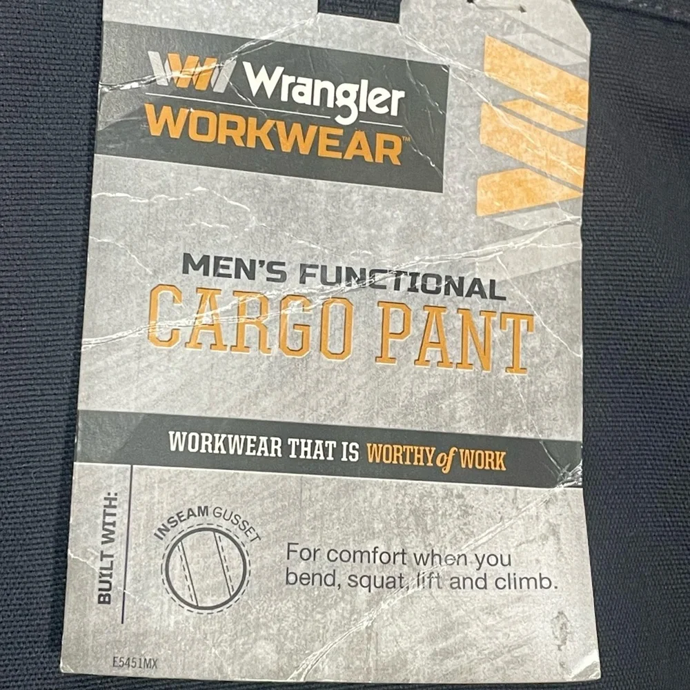 Men's Wrangler Workwear Pants 36x32 Black Cargo Relaxed Fit NWT